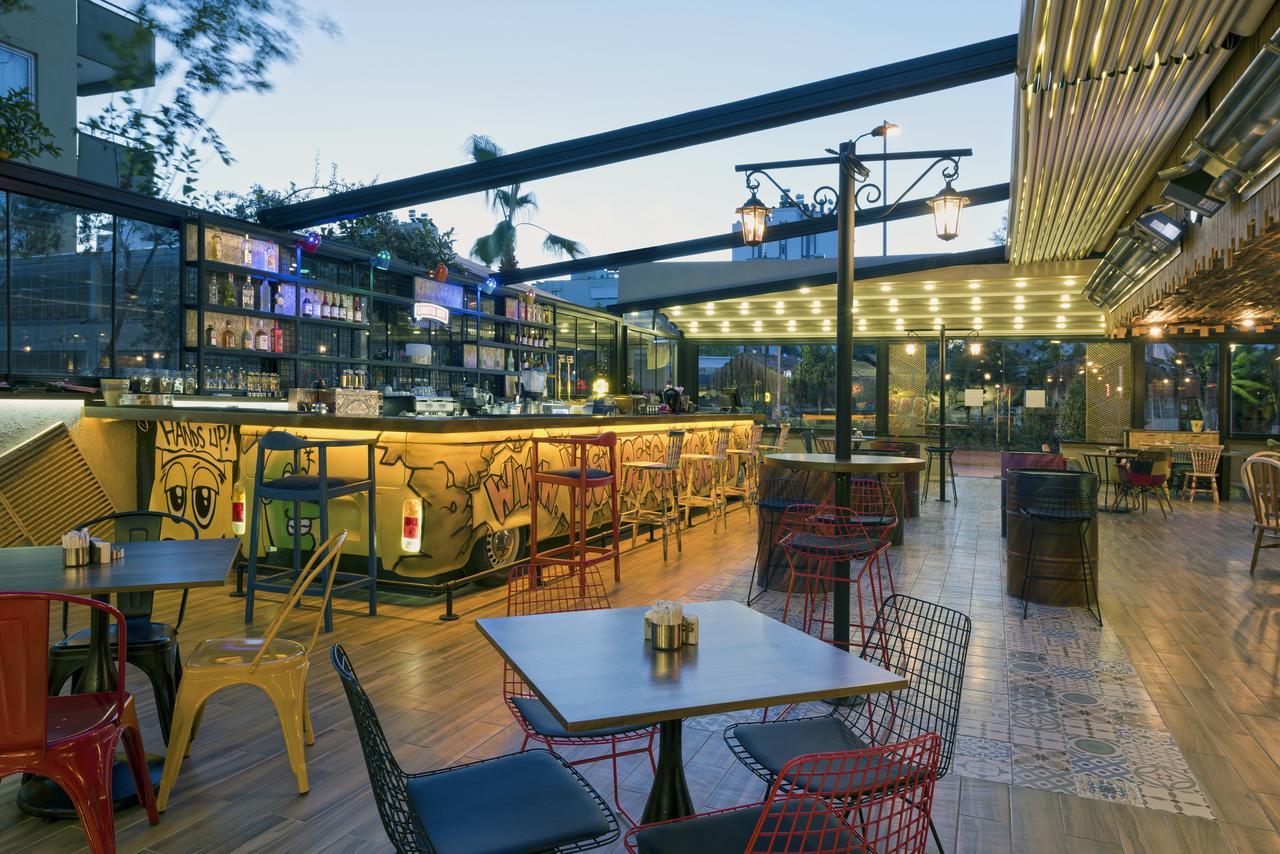 Voswos Garage Coffee Hotel Antalya Kültér fotó