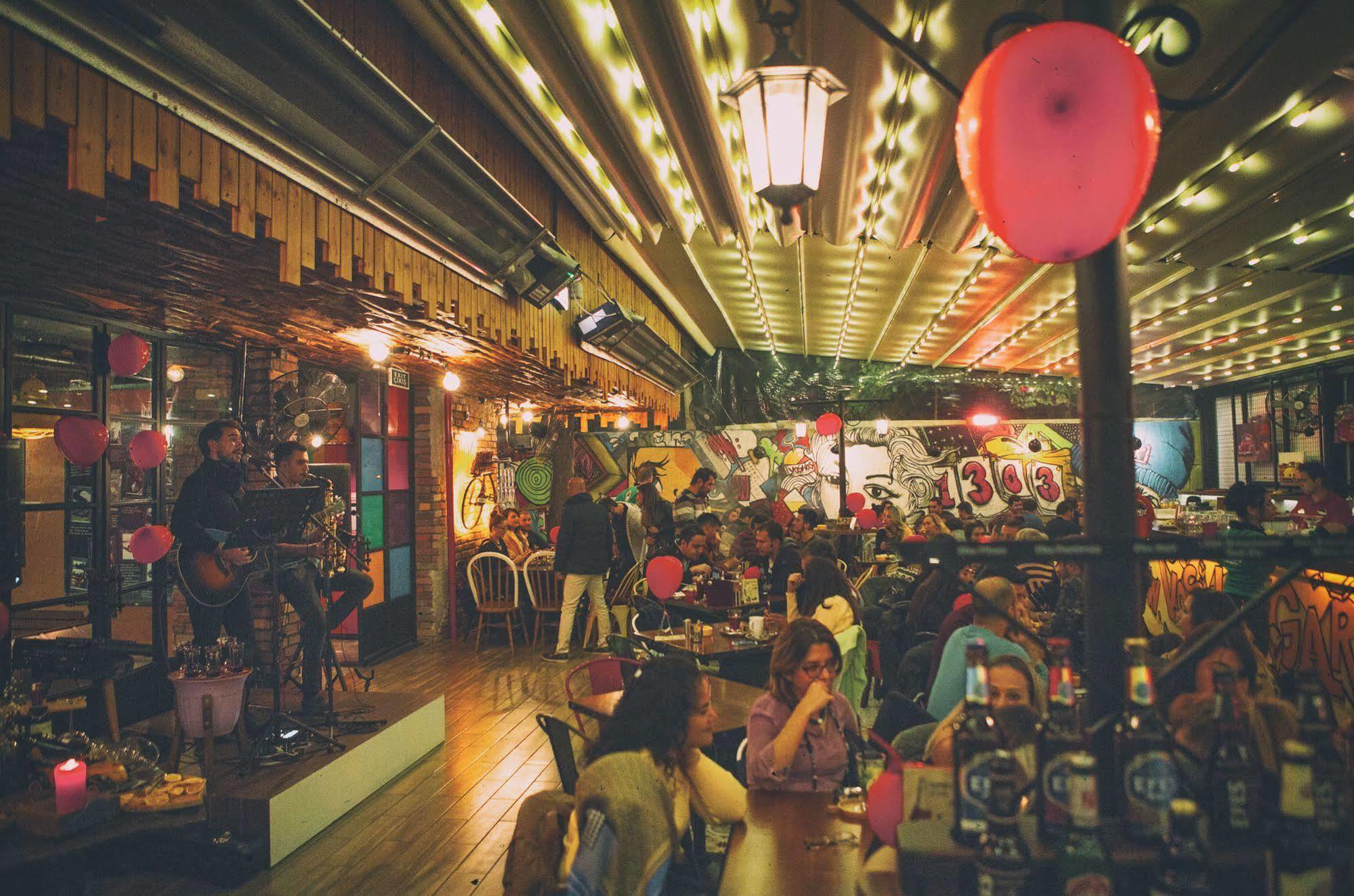 Voswos Garage Coffee Hotel Antalya Kültér fotó